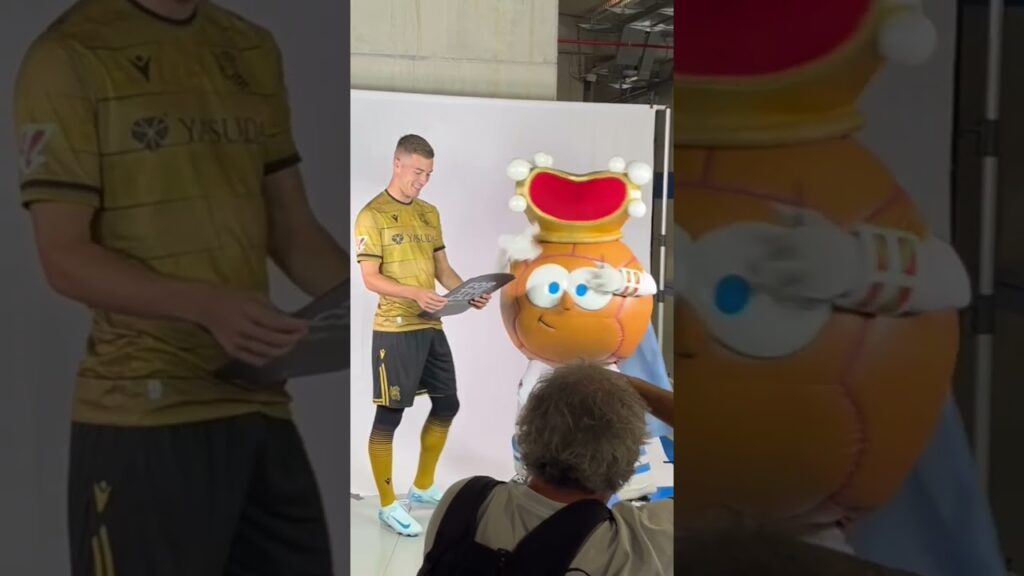 😅 Así reaccionó Luka a su nueva carta del FC25 🤔 ¿Qué media le pondrías tú? #RatingsFC25