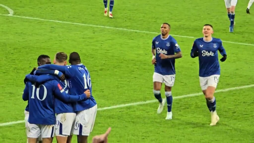 Iliman Ndiaye score a late penalty for Everton 2-0 Peterborough United FA CUP 09/01/25