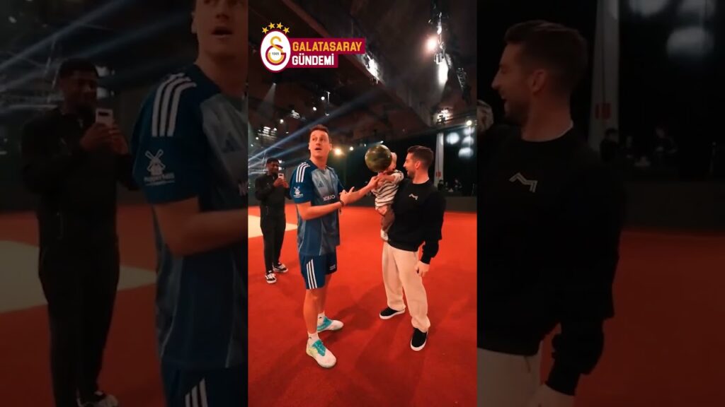 Ciro'nun 10 Parmağında 10 Marifet #shorts #galatasaray #ciro #mertens