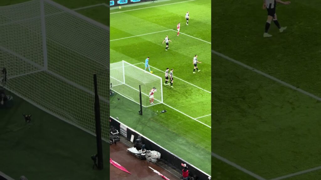 Kai Havertz holds the record for being the youngest player to reach 50 and 100 league appearance