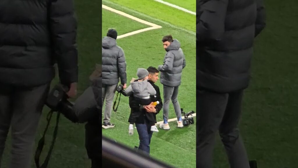 CRISTIAN ROMERO: The Spurs Centre-Back Kicking a Ball Whilst Out Injured: Tottenham v Liverpool