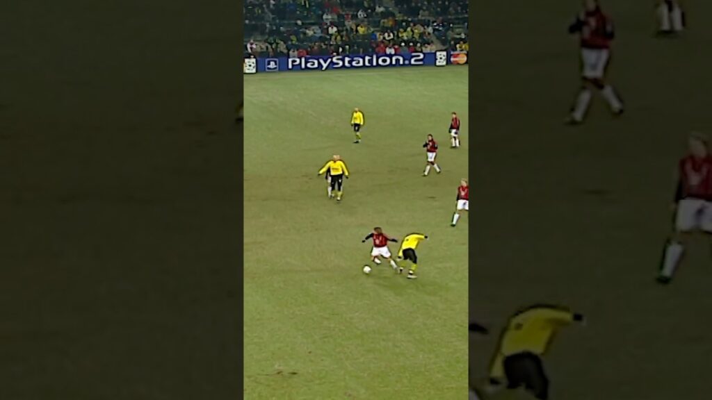 Stop that Pirlo! 🤯