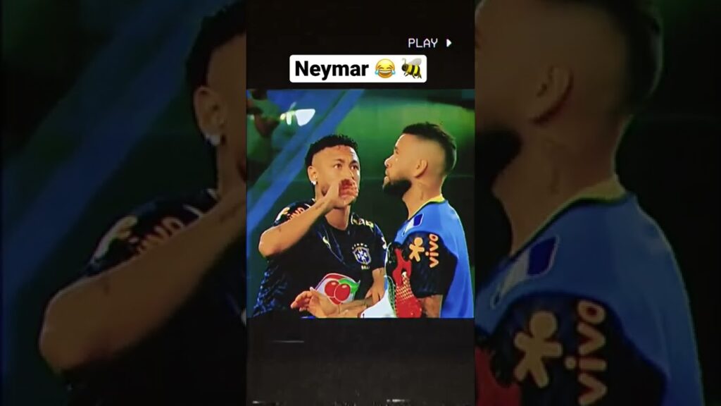 NEYMAR & DANI ALVES 😂🐝🇧🇷 SUBSCRIBE ↘️ #neymar #neymarjr #danialves #brazil #futebol #funnyshort