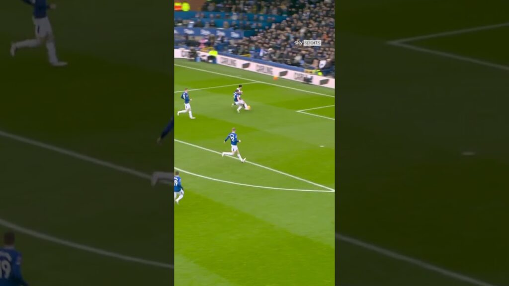 This tackle from James Tarkowski 😮‍💨