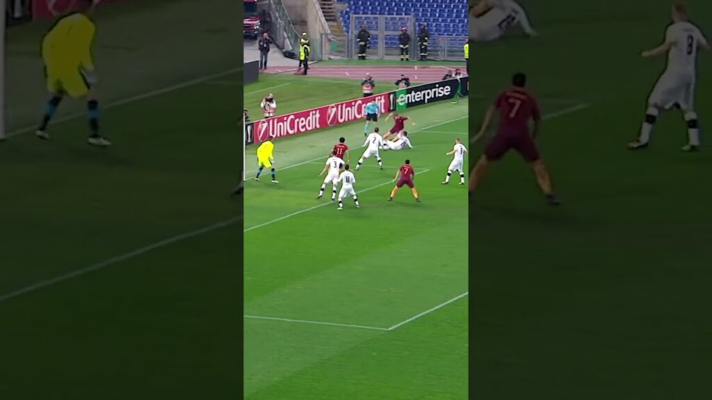 No stopping Džeko 🤯