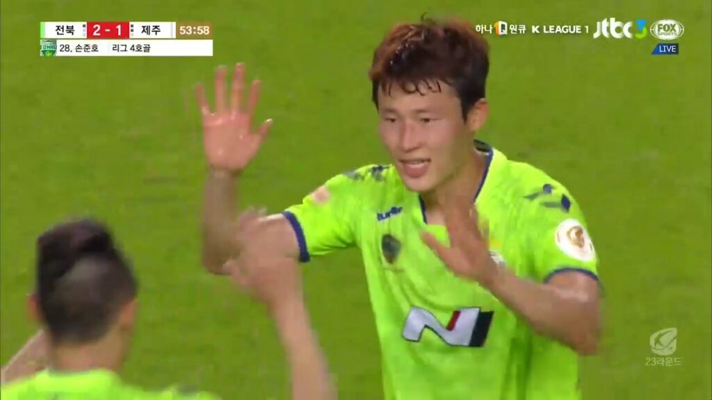 [K리그] 뜨거워지는 전주성! 다시 앞서나가는 손준호의 득점