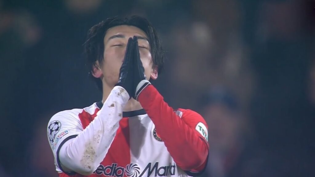 Gol de Ayase Ueda, Feyenoord vsBayern München 3-0 Resumen Liga deCampeones 2025