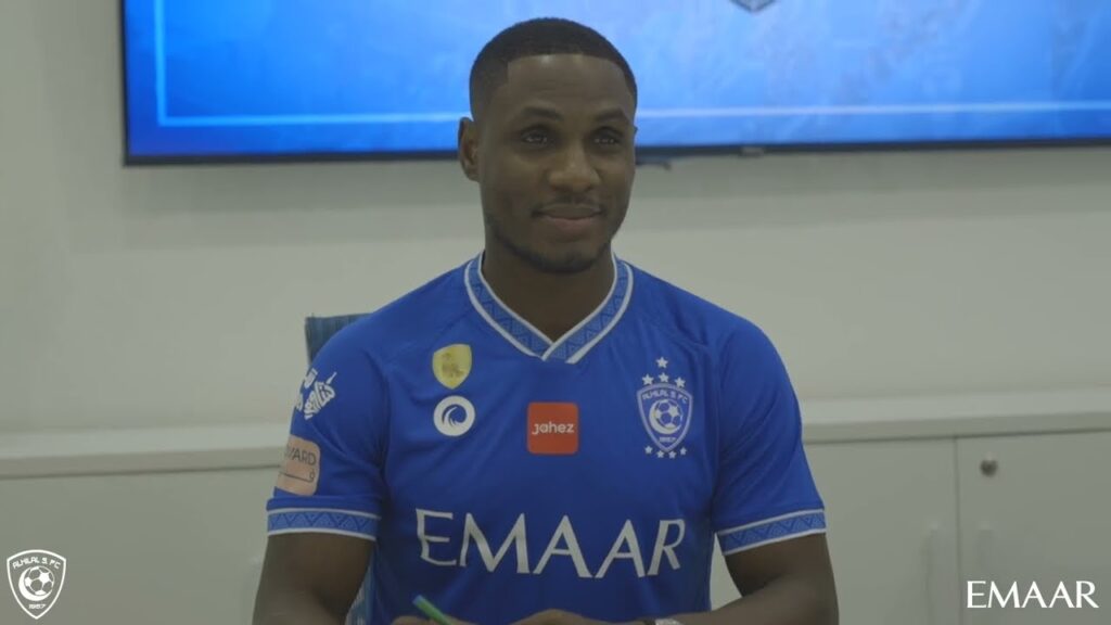 #فهد_الهلال والنسر الأزرق ✍🏻💙