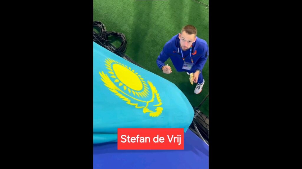 Stefan de Vrij Autograph#StefandeVrij #uefaeuro #uefa #uefa2024 #football