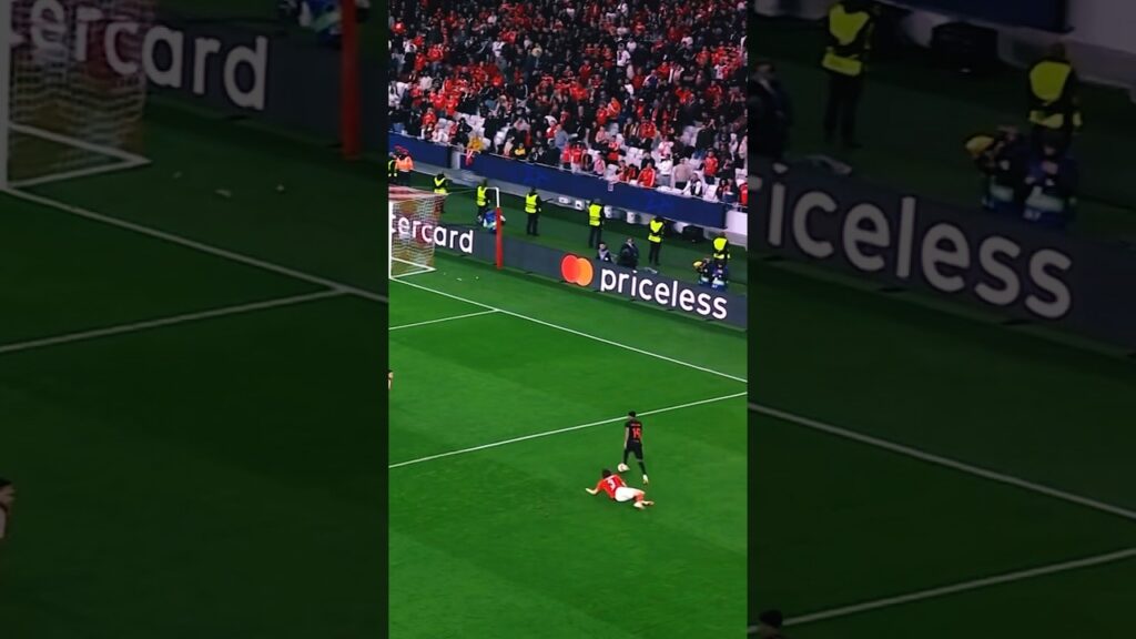 Yamal and Pedri sit-downs 😍