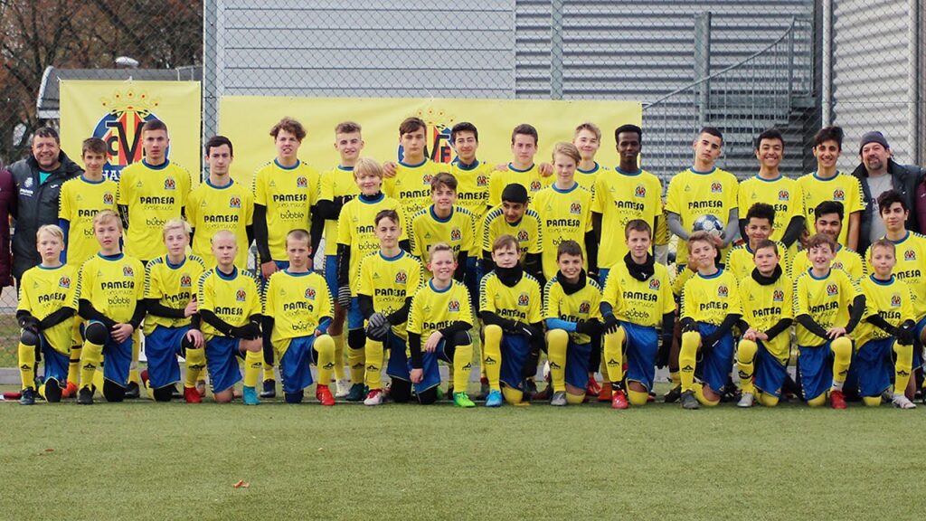 Las academias internacionales conocen mejor a Pau Torres