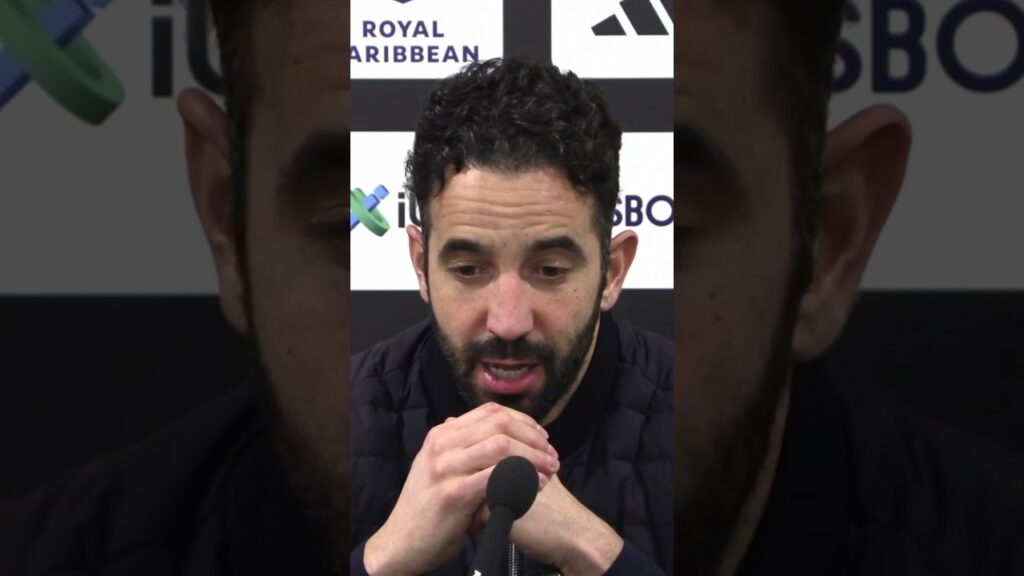 Rúben Amorim said he'd rather play keeper coach Vital before uncommitted players like Rashford 😐