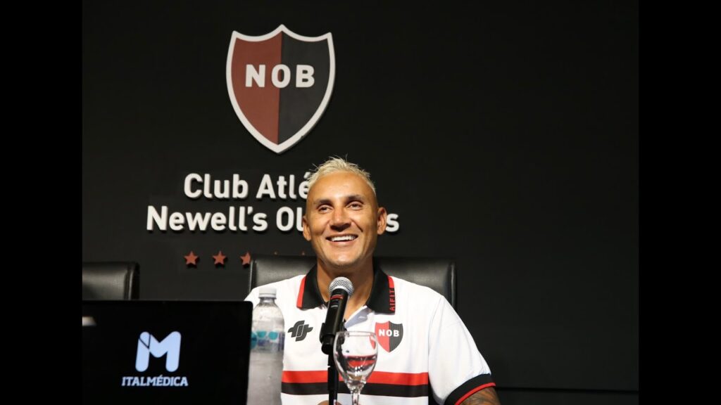 Conferencia de prensa de Keylor Navas: nuevo refuerzo rojinegro