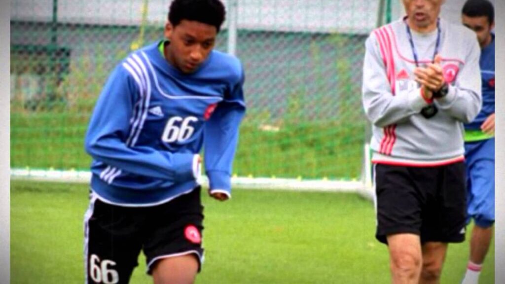 لاعب العربي محمد حاتم