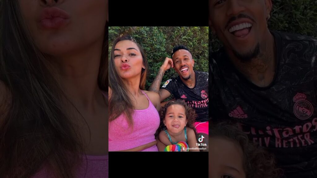 Eder Militao loves his family