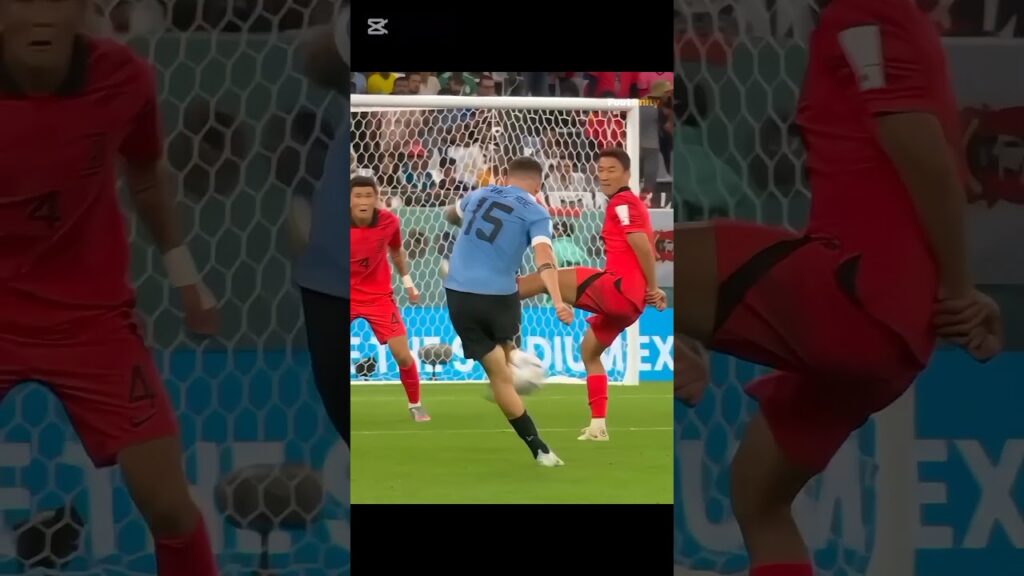 Valverde’s Powerful Shots stuns crowed! #football #valverde #soccer #fyp #footballfans #foodlover