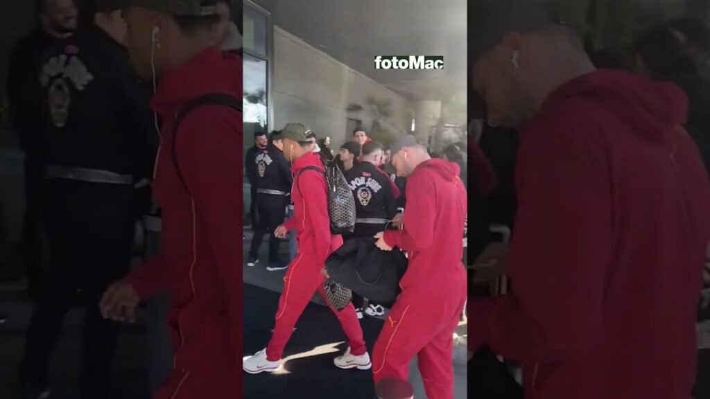 Ismail Jakobs Kafile İle Gidiyor #shorts #galatasaray #gs