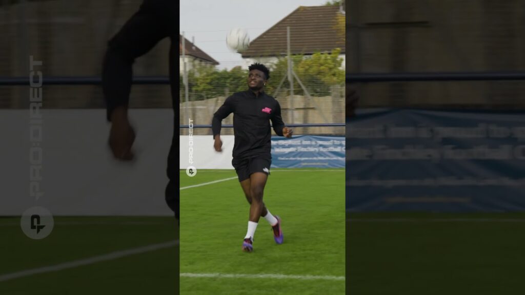 Mohammed Kudus' touch is 🤤 #westham #westhamunited #whufc #ghana