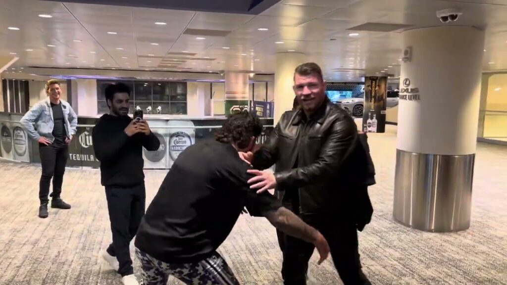 Dillon Danis tries to start with Bisping