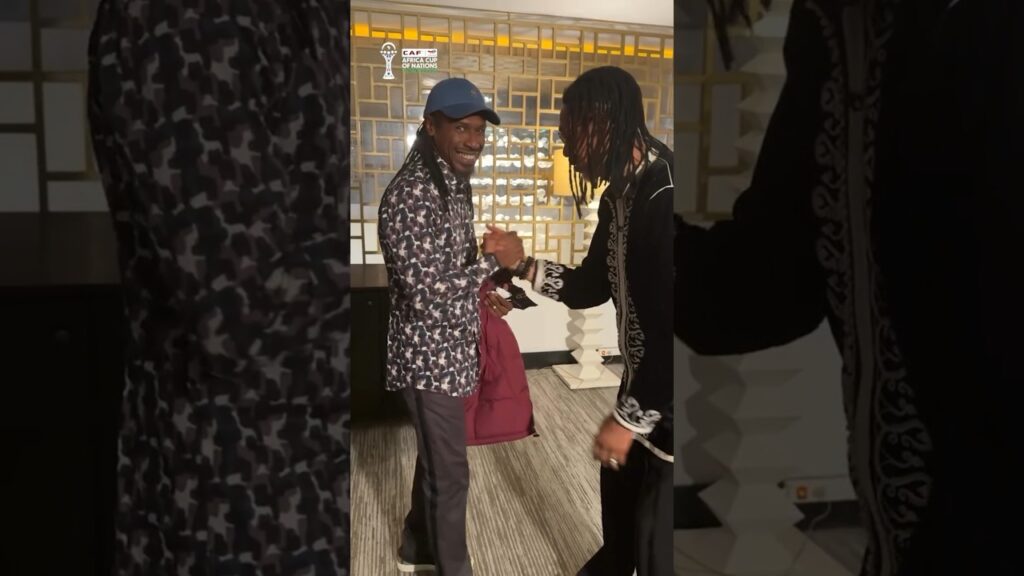Aliou Cissé et Rigobert Song se retrouvent avant le tirage au sort de la CAN 2025 #football #shorts