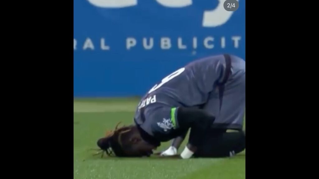 Pathe ciss celebration 🖤🙌🏼⚽️🇸🇳 #senegalaise_tik_tok #foot #sadiomane #football #patheciss