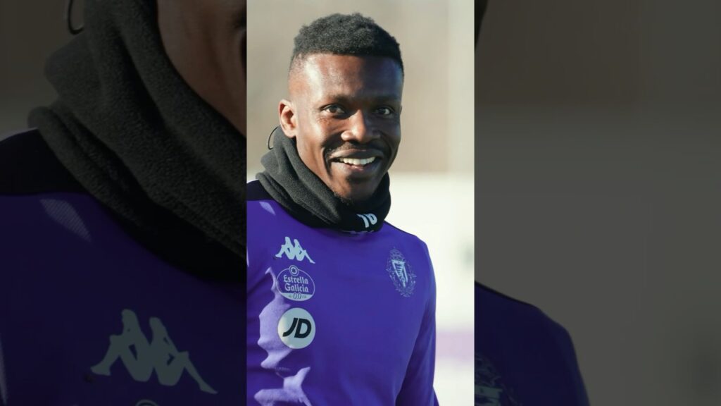 Primer entrenamiento de Aidoo 💜 #realvalladolid