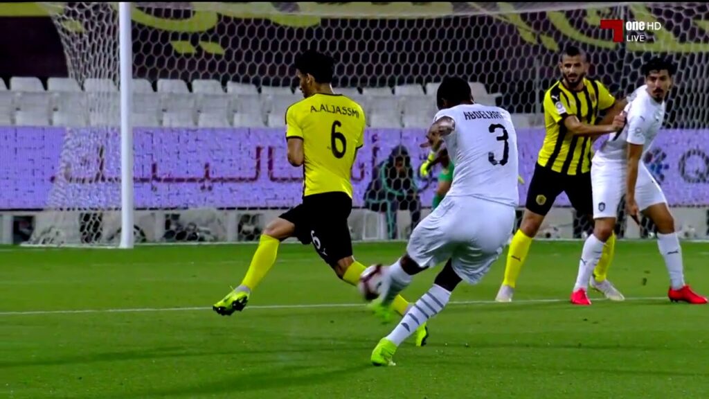 Social Media: ALL - عبد الكريم حسن يحرز الهدف الأول للسد في نادي قطر