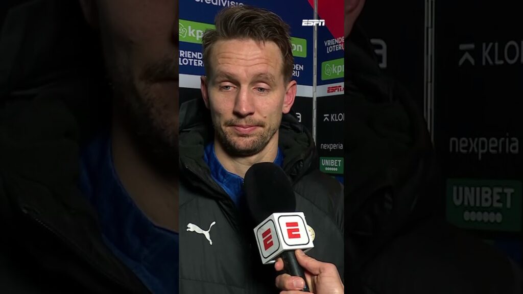 Luuk de Jong baalt stevig van weggegeven zege 😤