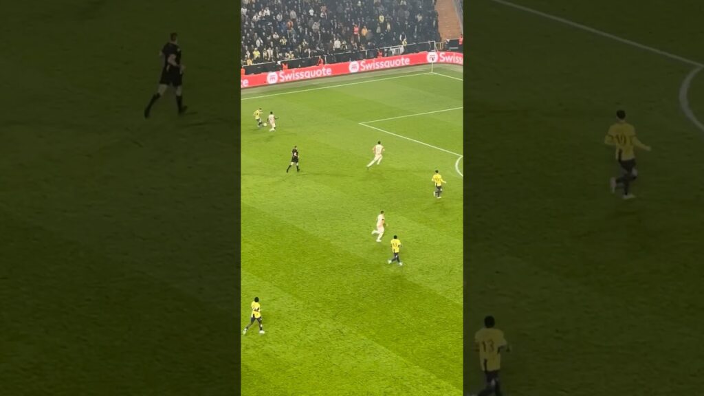 Szymanski Bir Daha Sol Bek Oynamasın!