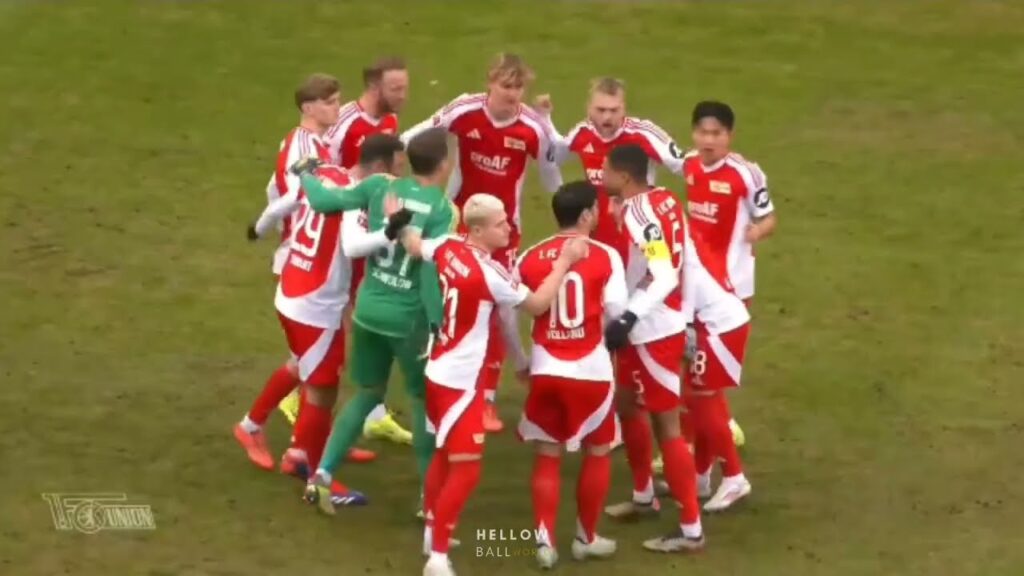 정우영 vs 홀스타인 킬 🇰🇷 🇩🇪 ● 2번의 기회가 거의 골로 이어졌다