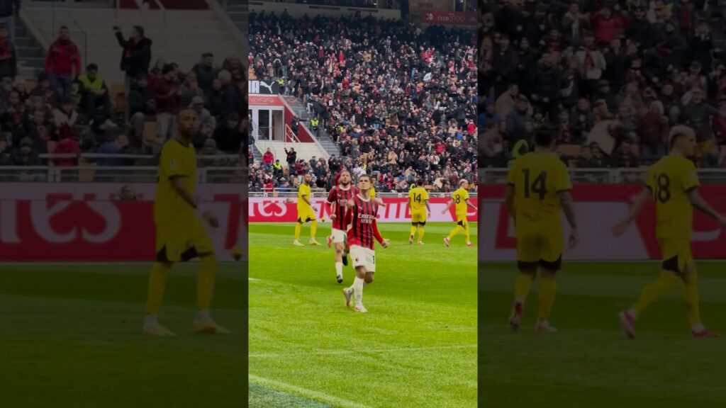 Stainless from the spot: Pulisic 🎯 | #shorts