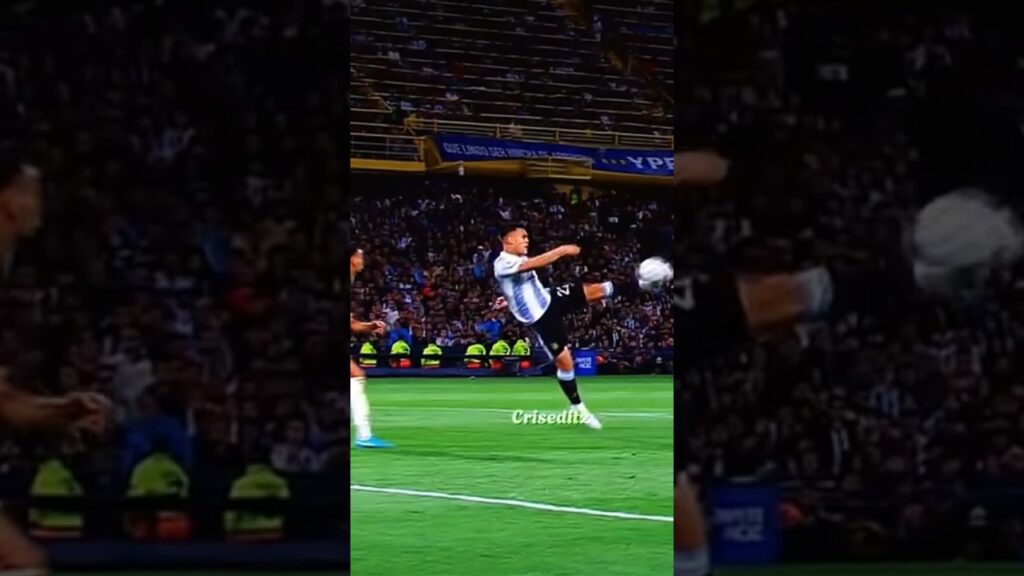 Lautaro martinez Goal 🔥🇦🇷 #argentinawin #goals #lautaro_martinez #messishorts #viralshort #omg