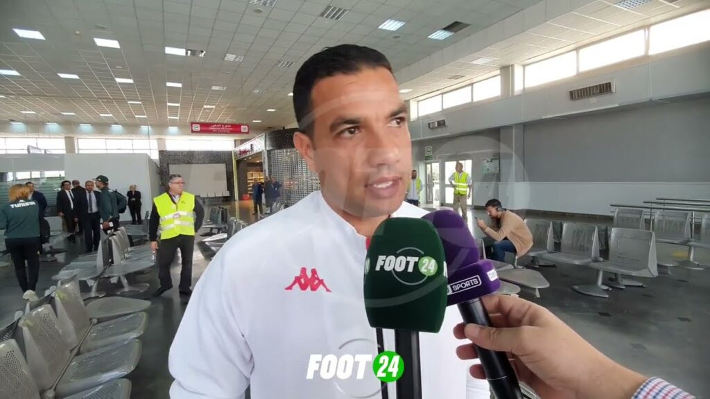 أيمن المثلوثي| " فما حاجات منحكيش فيهم، فرحان برشا و إلي يهمني الملعب و ثقة الناس الي عطاتها فيا "