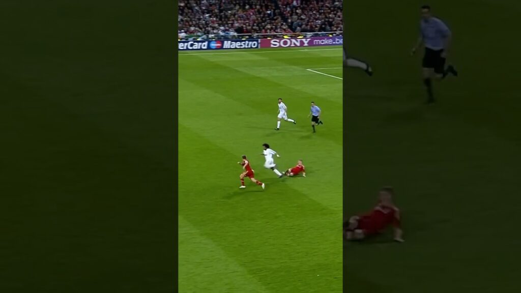 Could have been the BEST Champions League assist ever!