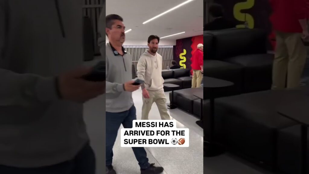 Leo Messi is ready for Eagles-Chiefs 😎