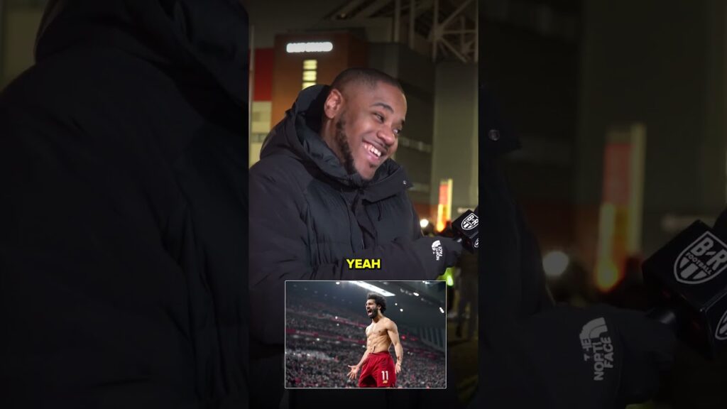 Celebrations Man Utd fans would've loved to see the opposing player sent off for 👋