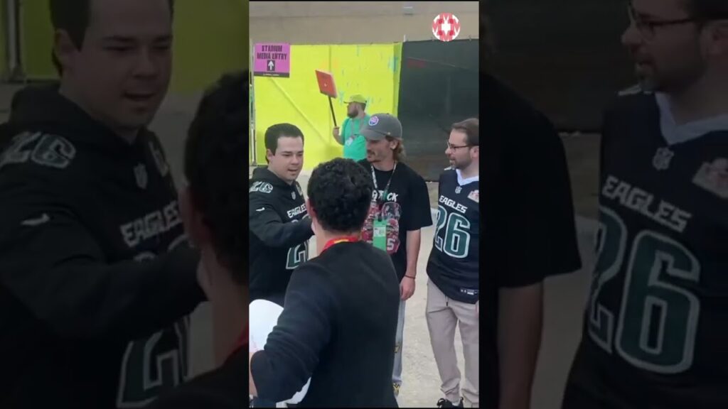 Griezmann y Koke, en la Super Bowl horas después del derbi I MARCA