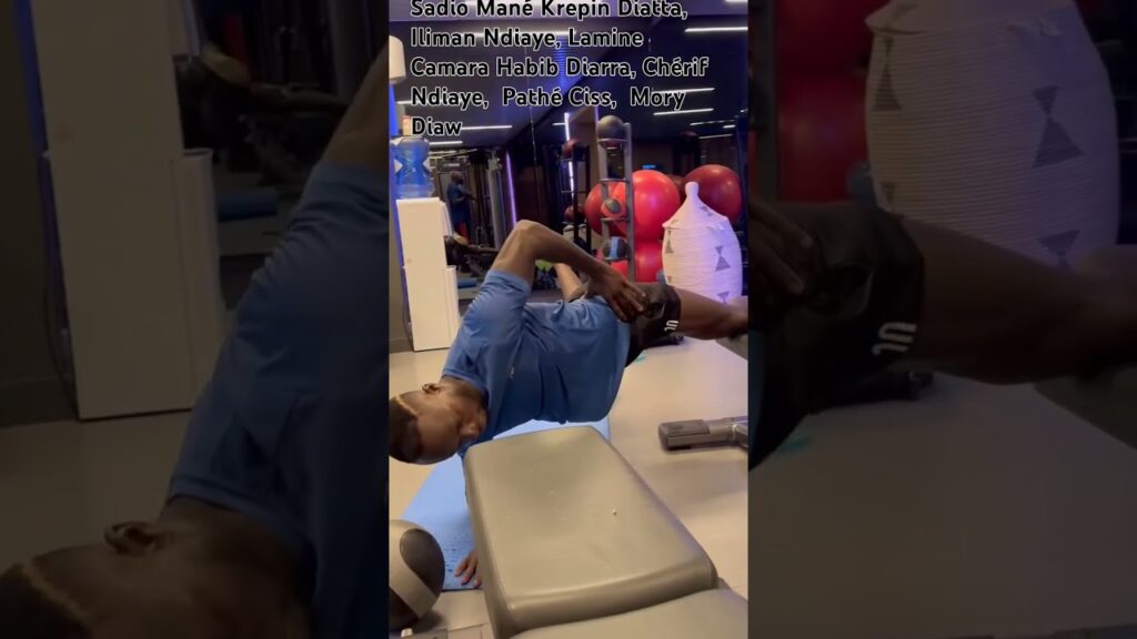 Sadio Mané, Iliman Ndiaye,  Lamine Camara, Habib Diarra,  Chérif Ndiaye, Pathé Ciss et Flamma Coach