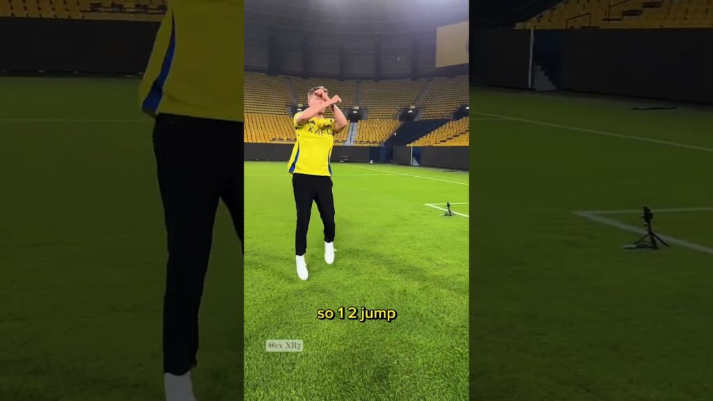 Christian vs Mr beast fanny moments 🤔#ronaldo #cr7#mrbeast #play #football #fans