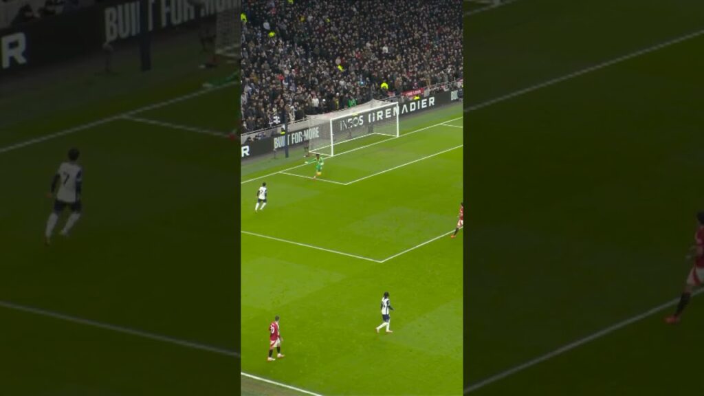 Some shift from Ben Davies against Manchester United 👏