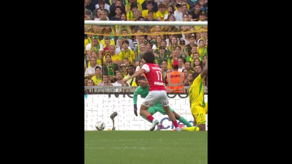 ITO x NAKAMURA 🇯🇵🔥 #Ligue1 #Ligue1McDonalds #Japan #Ito #Nakamura #Reims