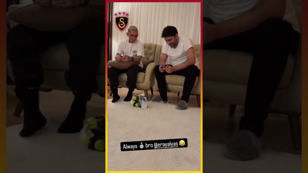 Lucas Torreira Arkadaşıyla Robot Boksu Oynuyor😁