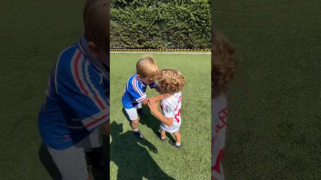 Yusuf Emre iki süper müdahalede bulunuyor, aferinn oğlum süperrr #shorts #football #soccer