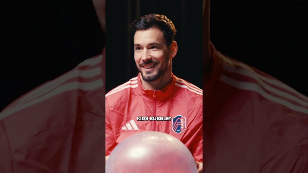 MLS stars take on the bubbly wubble ball 🫧