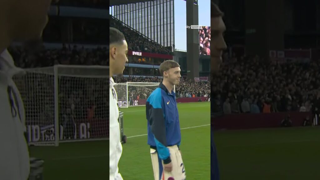 Any lip readers out there? 👀