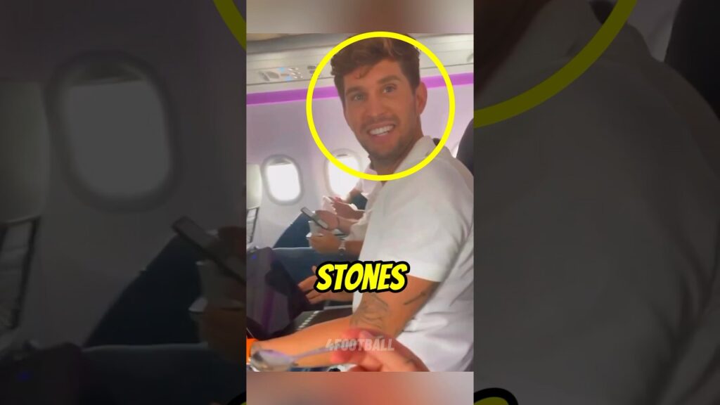 Kalvin Phillips made John Stones jump 🤣🔥 #mancity #johnstones #funny