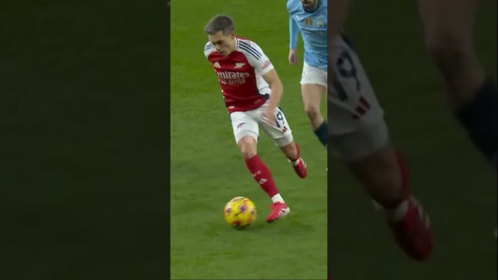 Trossard ball control🤯🤌🏼v 2 ManCity players #arsenal #coyg #gunners #epl  #skills #trossard #ars