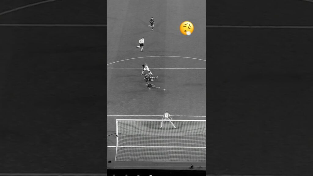 Bakayoko vs Liverpool 😳