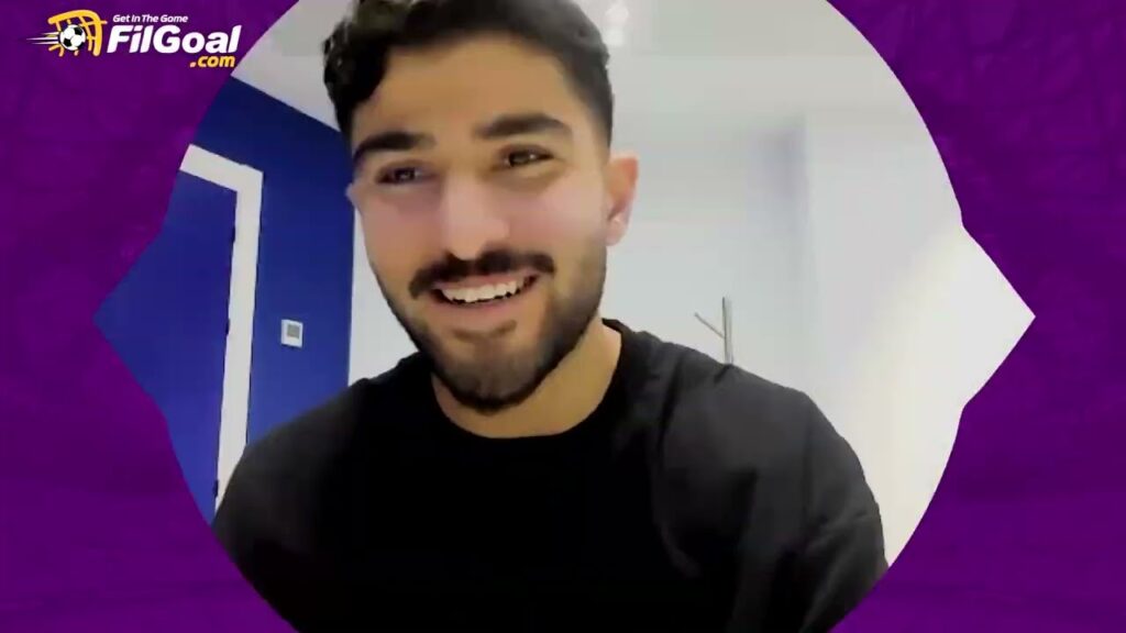 رد فعل أمير عابد زاده بعد مشاهدة فيديو تقبيل يد والده