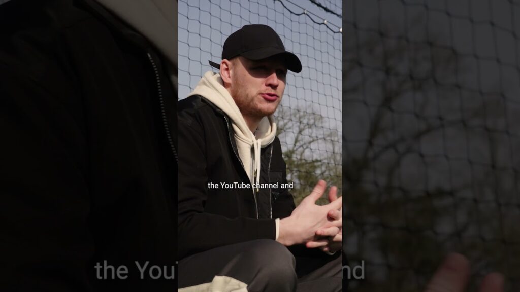 Aaron Ramsdale is a BIG fan of England Rugby 🌹 @o2ukofficial | #WearTheRose